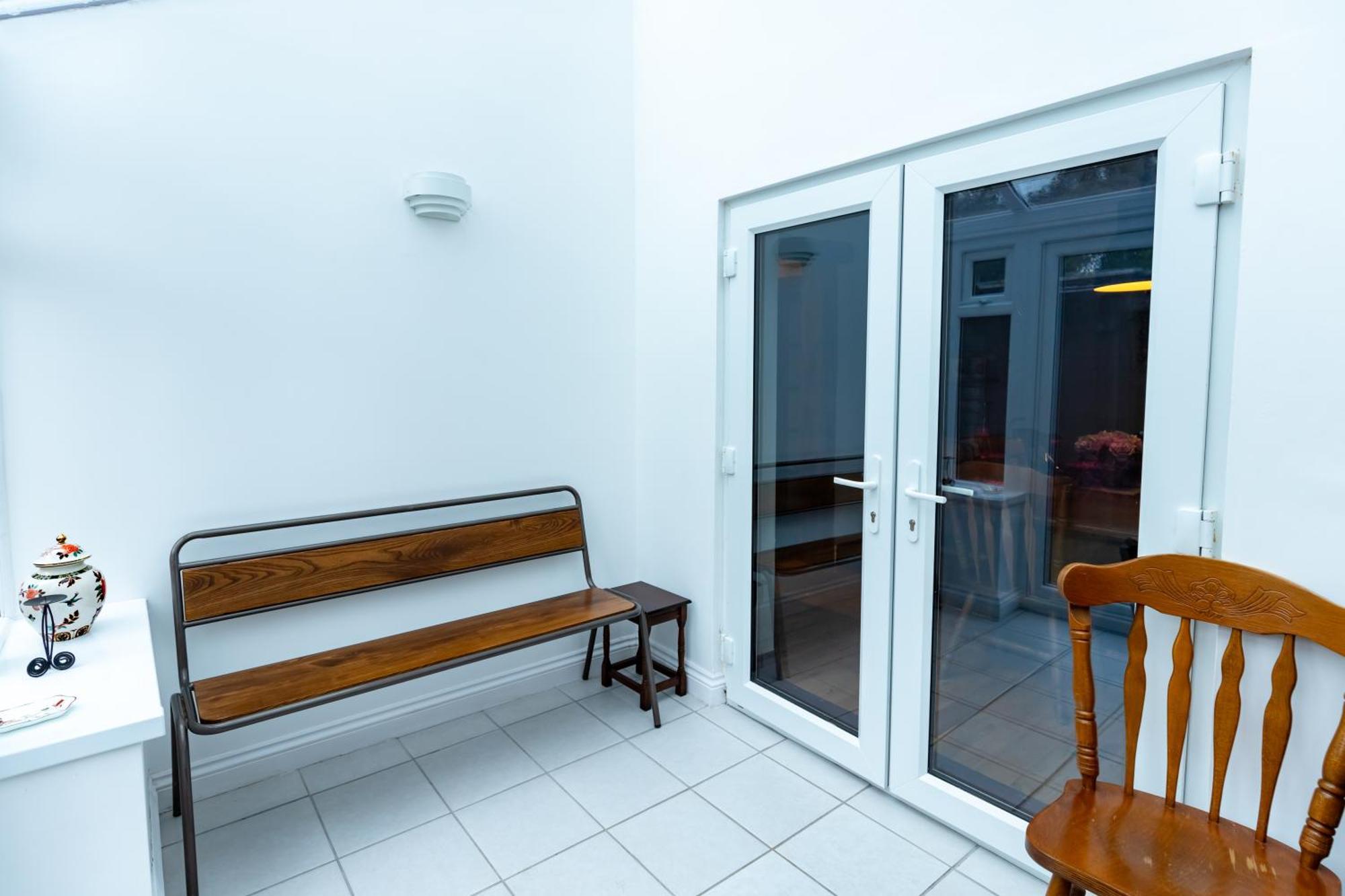 Universal Harmony Retreats Glastonbury Apartment Exterior photo